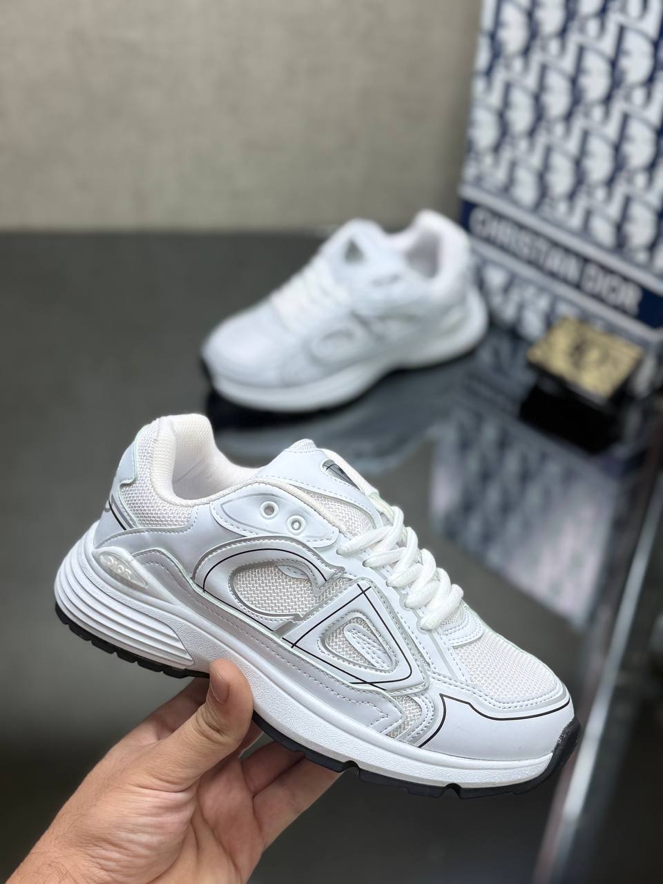 ΓΥΝΑΙΚΕΙΑ ΠΑΠΟΥΤΣΙΑ CHRISTIAN DIOR