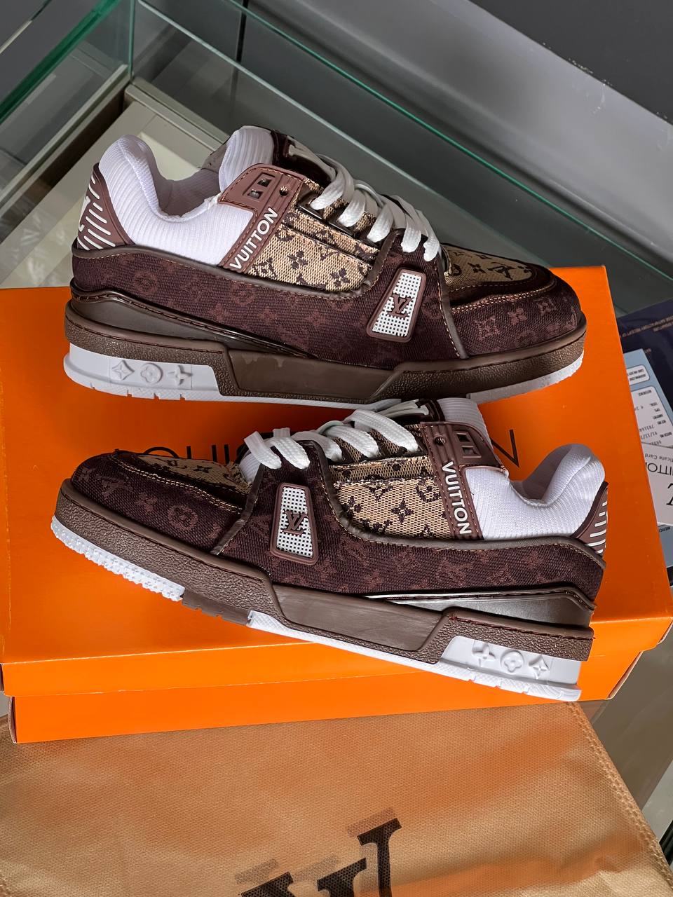 ΓΥΝΑΙΚΕΙΑ ΠΑΠΟΥΤΣΙΑ LOUIS VUITTON