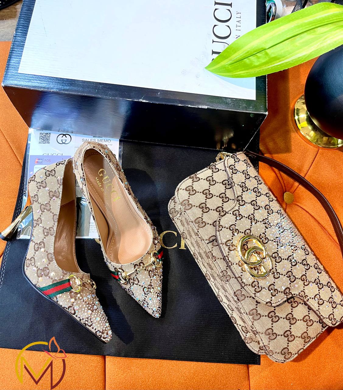 ΓΥΝΑΙΚΕΙΟ ΣΕΤ ΠΑΠΟΥΤΣΙΩΝ & ΤΣΑΝΤΑΣ GUCCI