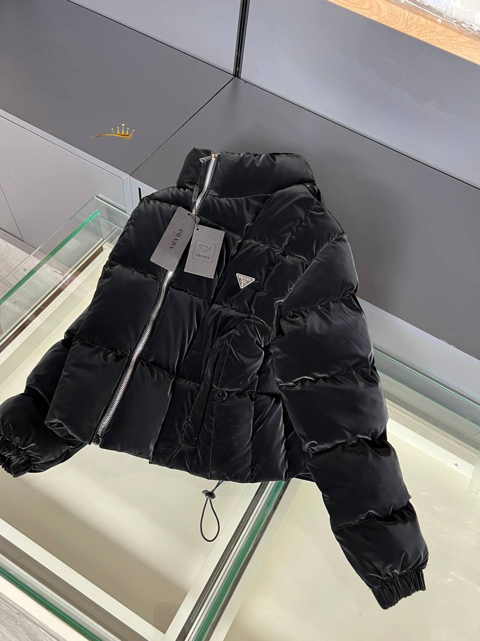 ΓΥΝΑΙΚΕΙΑ ΜΠΟΥΦΑΝ PRADA