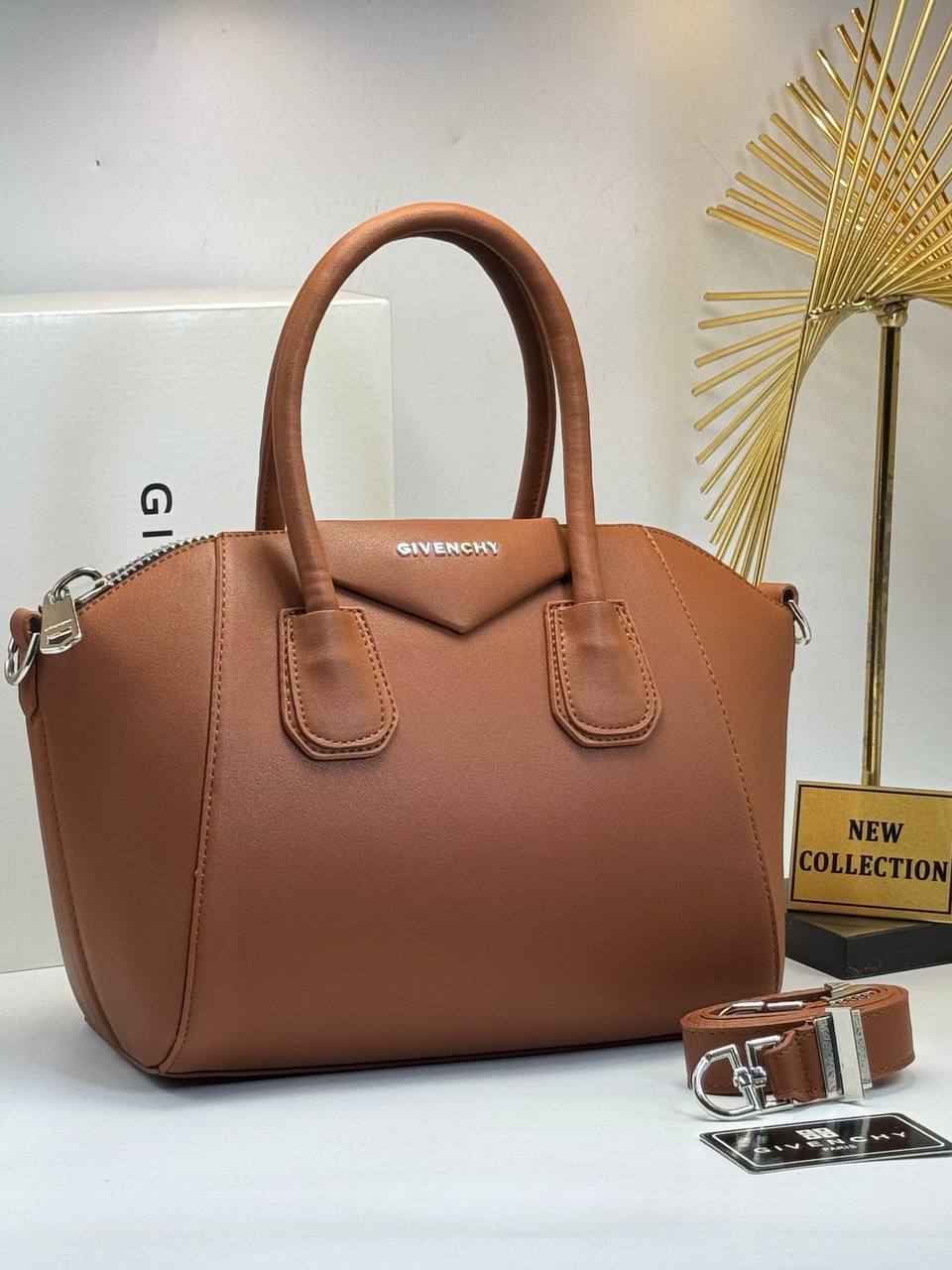 ΤΣΑΝΤΕΣ GIVENCHY