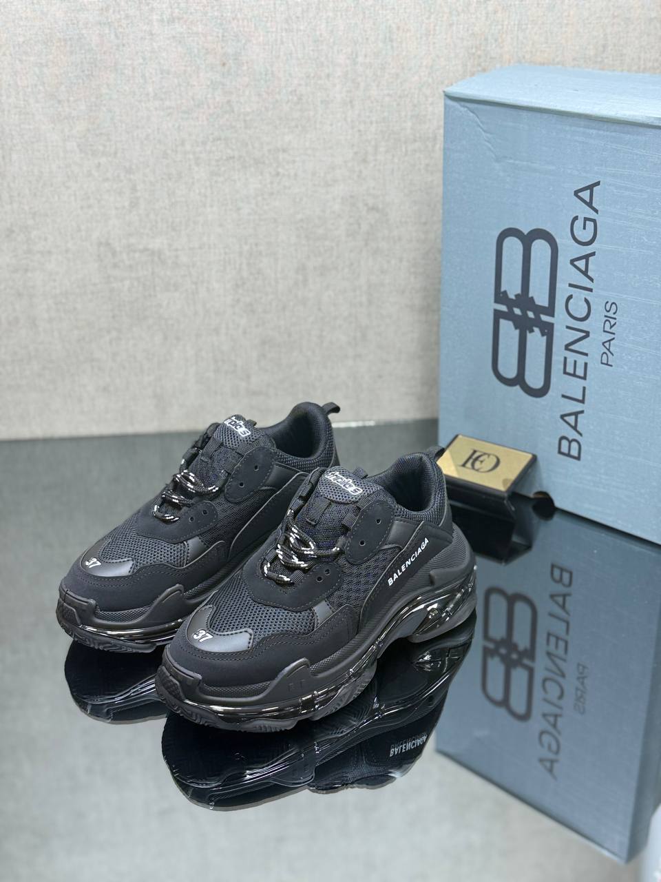 ΓΥΝΑΙΚΕΙΑ ΠΑΠΟΥΤΣΙΑ BALENCIAGA