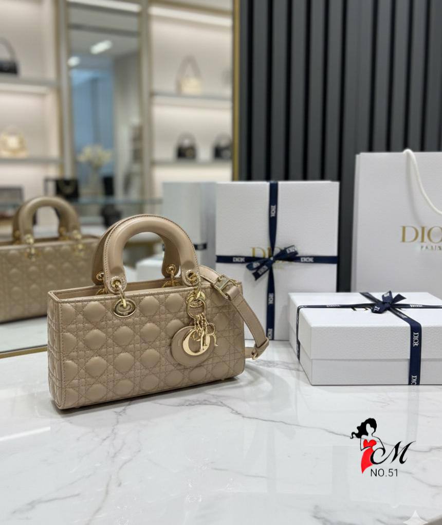 ΤΣΑΝΤΕΣ CHRISTIAN DIOR