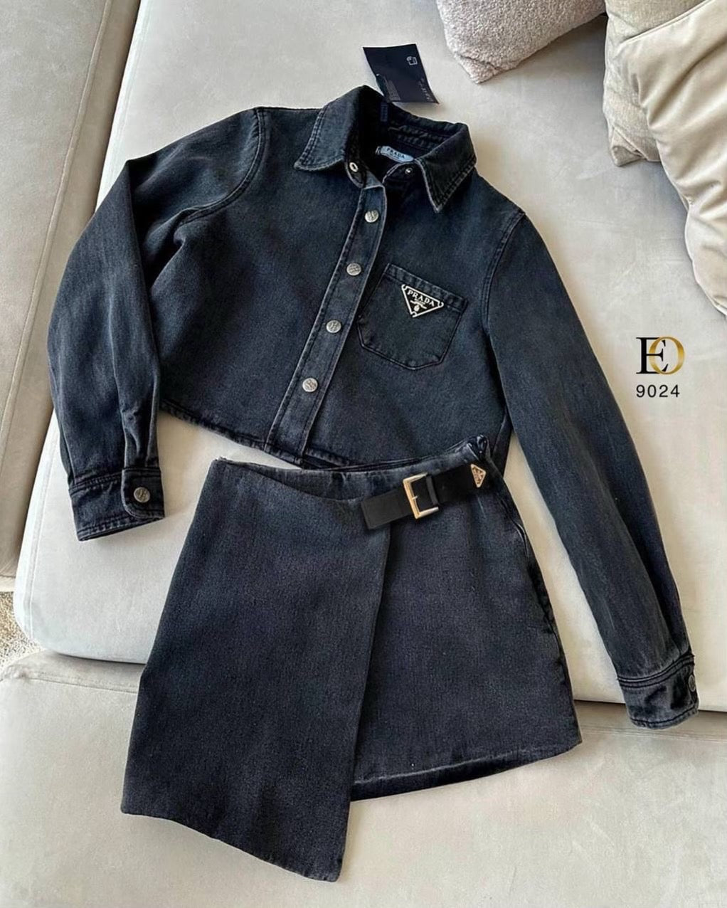 ΓΥΝΑΙΚΕΙΟ ΣΕΤ PRADA