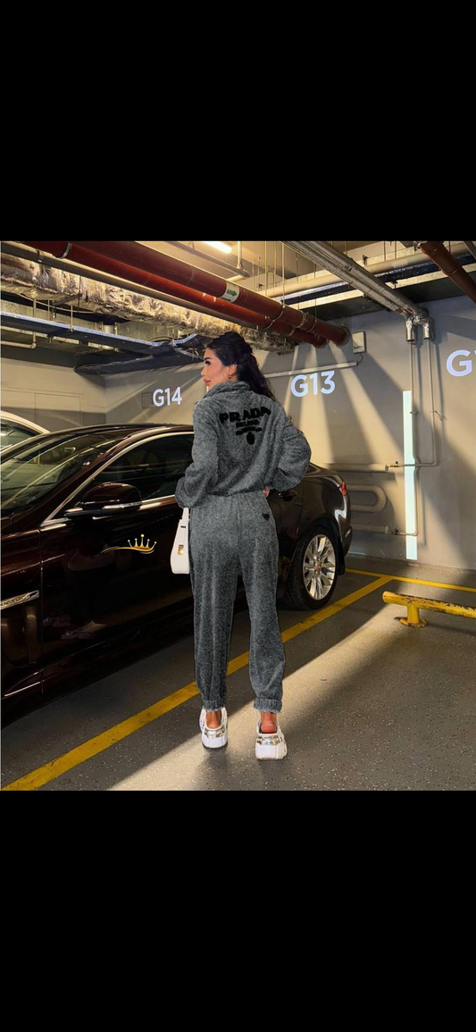 ΓΥΝΑΙΚΕΙΟ ΣΕΤ PRADA