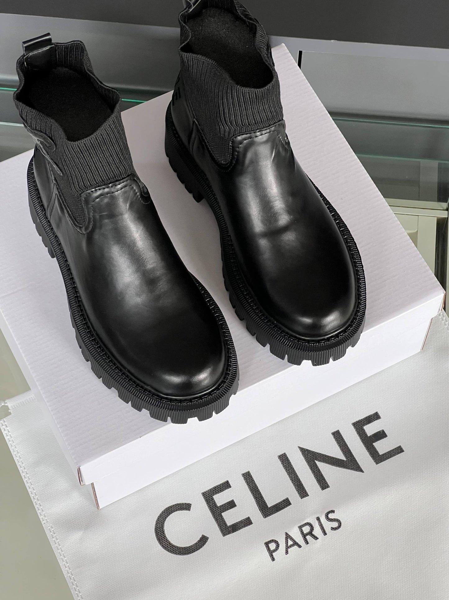 ΓΥΝΑΙΚΕΙΑ ΠΑΠΟΥΤΣΙΑ CELINE