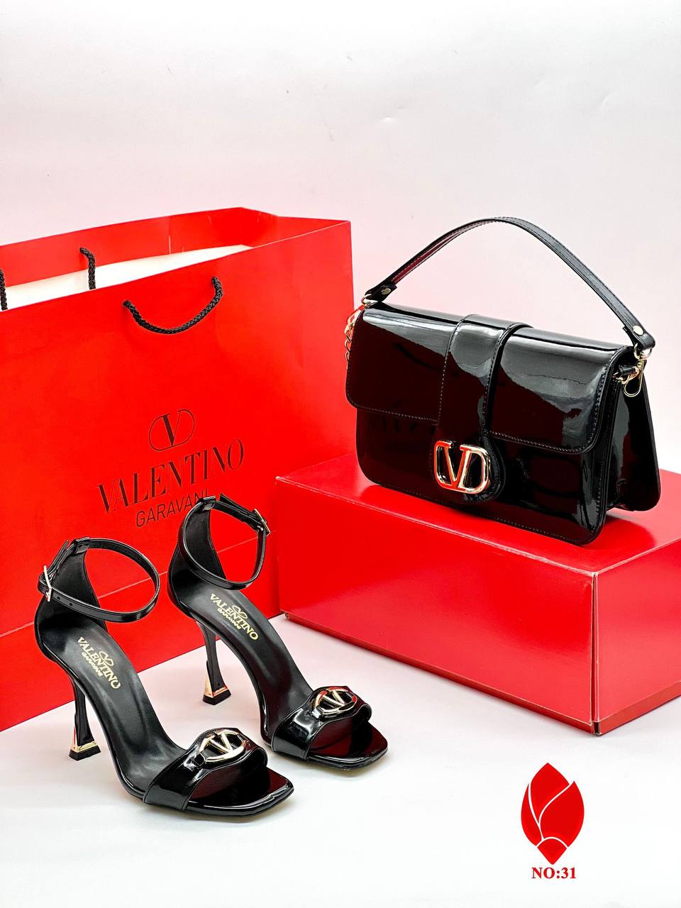 ΓΥΝΑΙΚΕΙΟ ΣΕΤ VALENTINO