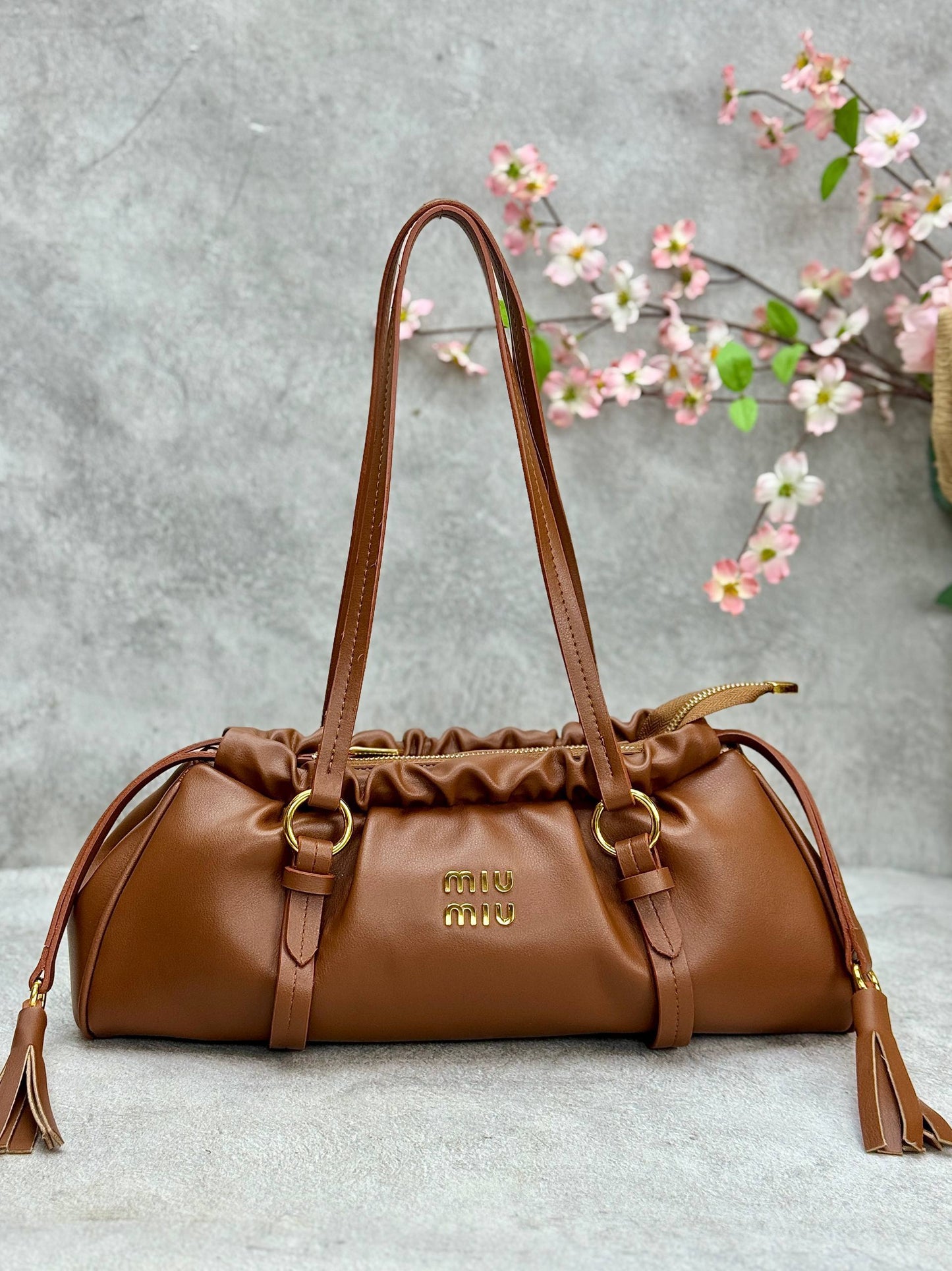 ΤΣΑΝΤΕΣ MIU MIU