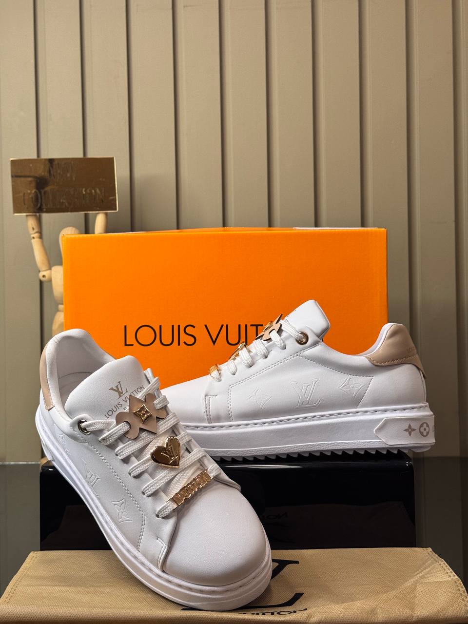 WOMENS SHOES LOUIS VUITTON