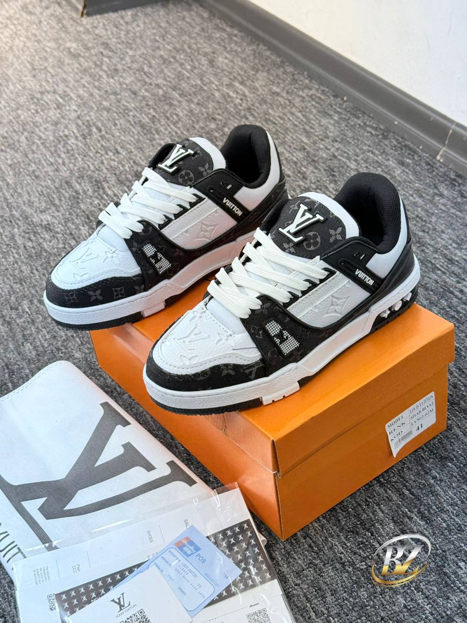 ΑΝΔΡΙΚΑ ΠΑΠΟΥΤΣΙΑ LOUIS VUITTON