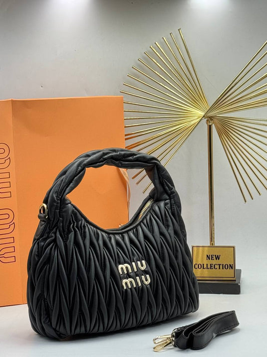 ΤΣΑΝΤΕΣ MIU MIU