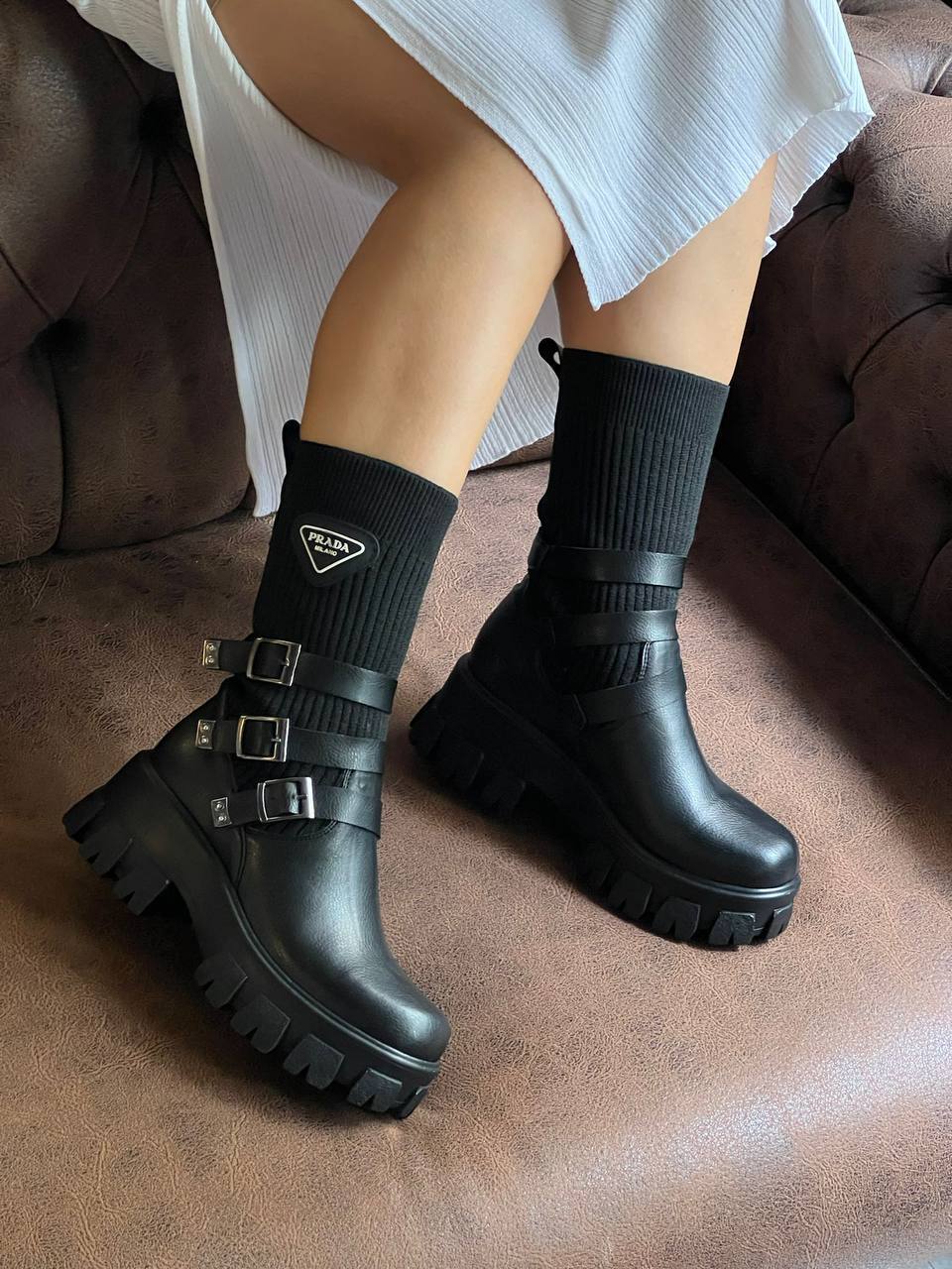 ΓΥΝΑΙΚΕΙΑ ΠΑΠΟΥΤΣΙΑ