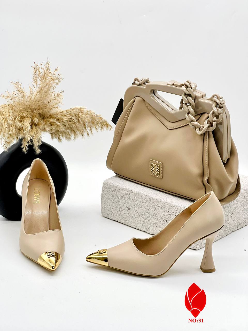 ΓΥΝΑΙΚΕΙΟ ΣΕΤ ΠΑΠΟΥΤΣΙΩΝ &amp; ΤΣΑΝΤΑΣ LOEWE