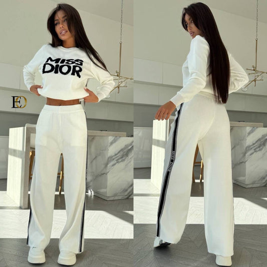 ΓΥΝΑΙΚΕΙΟ ΣΕΤ