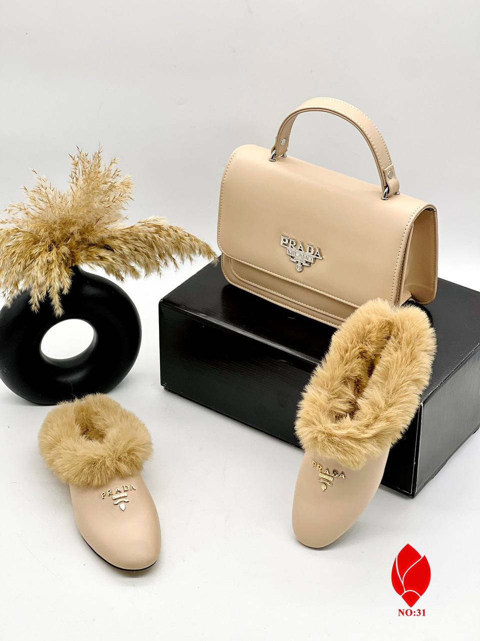 ΓΥΝΑΙΚΕΙΟ ΣΕΤ ΠΑΠΟΥΤΣΙΩΝ &amp; ΤΣΑΝΤΑΣ